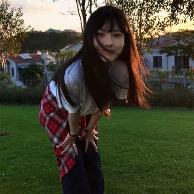 黎明时分的年轻人们